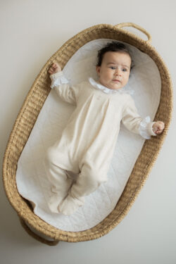 ⁦lisi babygrow - beige⁩ – תמונה ⁦8⁩