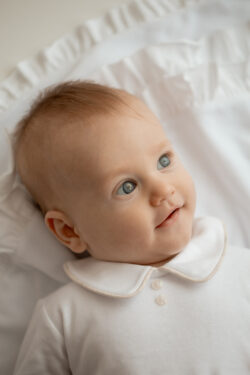 bonnie babygrow - beige