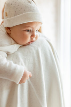 ⁦CLOUDS BABY COTTON BLANKET - WHITE⁩ – תמונה ⁦3⁩