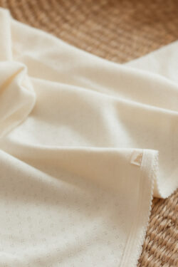 ⁦CLOUDS BABY COTTON BLANKET - IVORY⁩ – תמונה ⁦2⁩