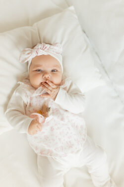 CAPSULE - PINK BABYGROW