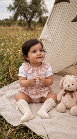 Bow flower Bloomers front