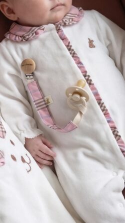 ⁦PINK CHATEAU BABYGROW⁩ – תמונה ⁦4⁩