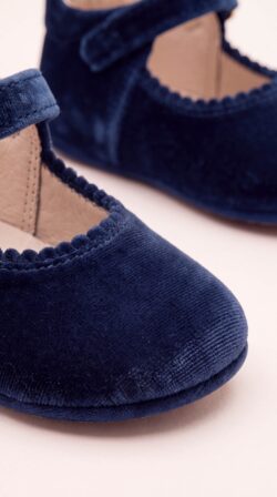 ⁦NAVY PRE-WALKER SHOES⁩ – תמונה ⁦2⁩