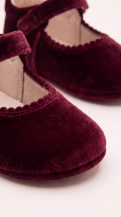 ⁦BURGUNDY PRE-WALKER SHOES⁩ – תמונה ⁦2⁩