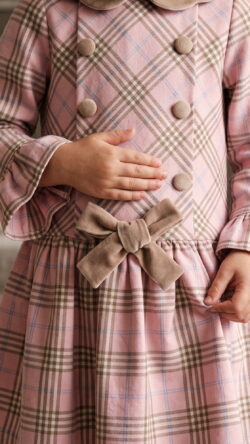 ⁦PINK  CHATEAU DRESS⁩ – תמונה ⁦3⁩
