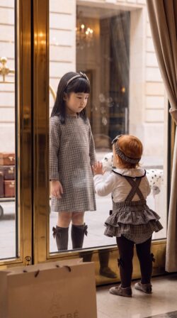 ⁦CHOCOLATE HEART ROMPER⁩ – תמונה ⁦4⁩