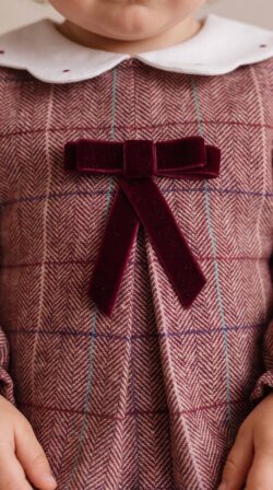 ⁦BURGUNDY MUSE BABY DRESS⁩ – תמונה ⁦3⁩